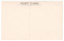 Load image into Gallery viewer, Trafalgar Square (The Canadian Building), London, England Vintage Original Postcard # 1107 - New - 1930's
