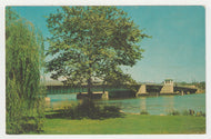 Wisconsin Avenue Bridge, Oshkosh, Wisconsin, USA - Vintage Original Postcard # 1940 - New - 1958
