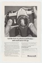 Load image into Gallery viewer, United Airlines - Vintage Ad (The Hawaiian High Way) - # 1026 - 1960's
