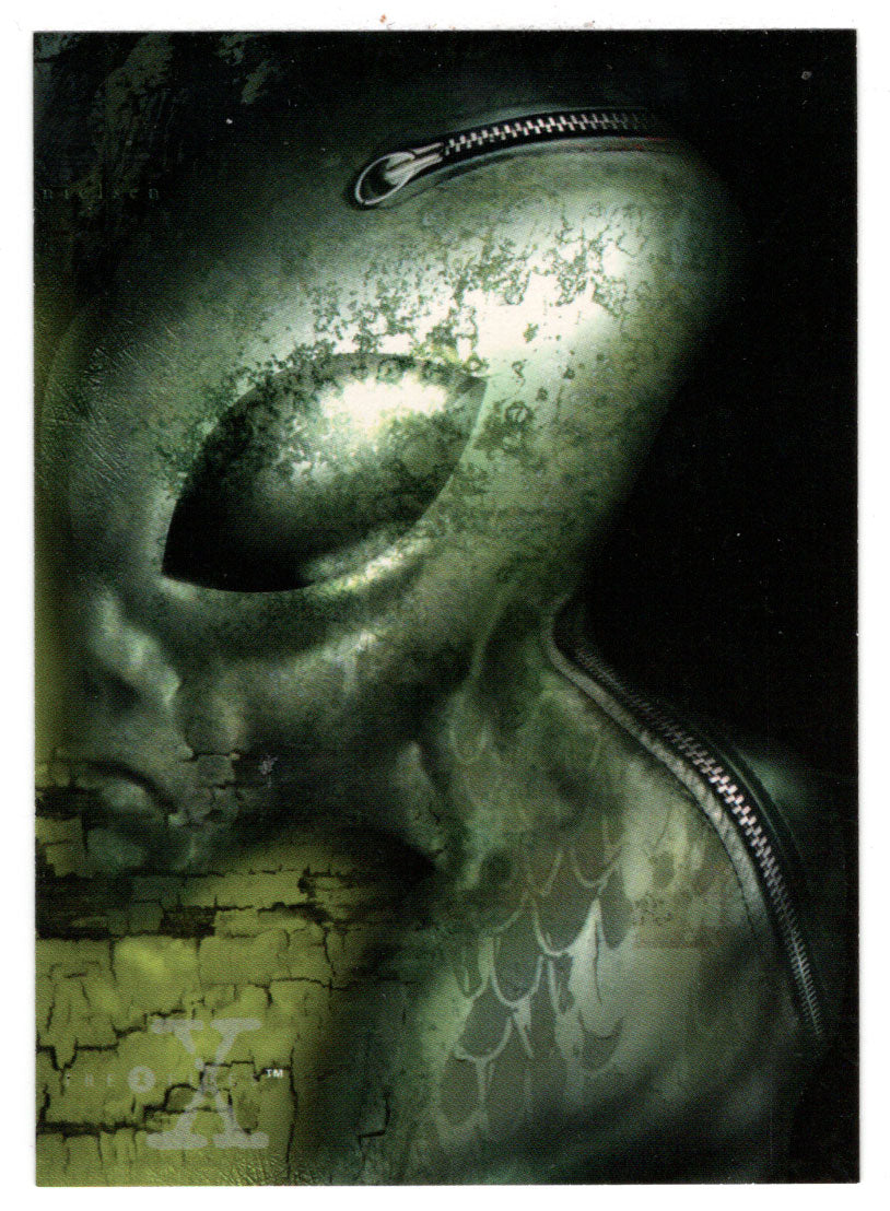 Jose Chung's From Outer Space (Trading Card) X-Files - Season Three - 1996 Topps # 29 - Mint