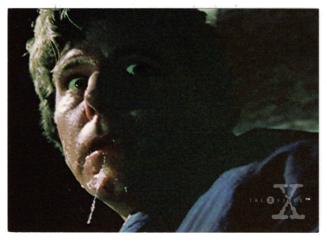 Genetically Different Human (Trading Card) X-Files - Season Three - 1996 Topps # 40 - Mint