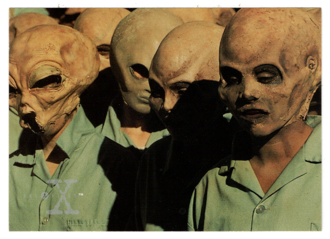 731 Extraterrestrials (Trading Card) X-Files - Season Three - 1996 Topps # 58 - Mint
