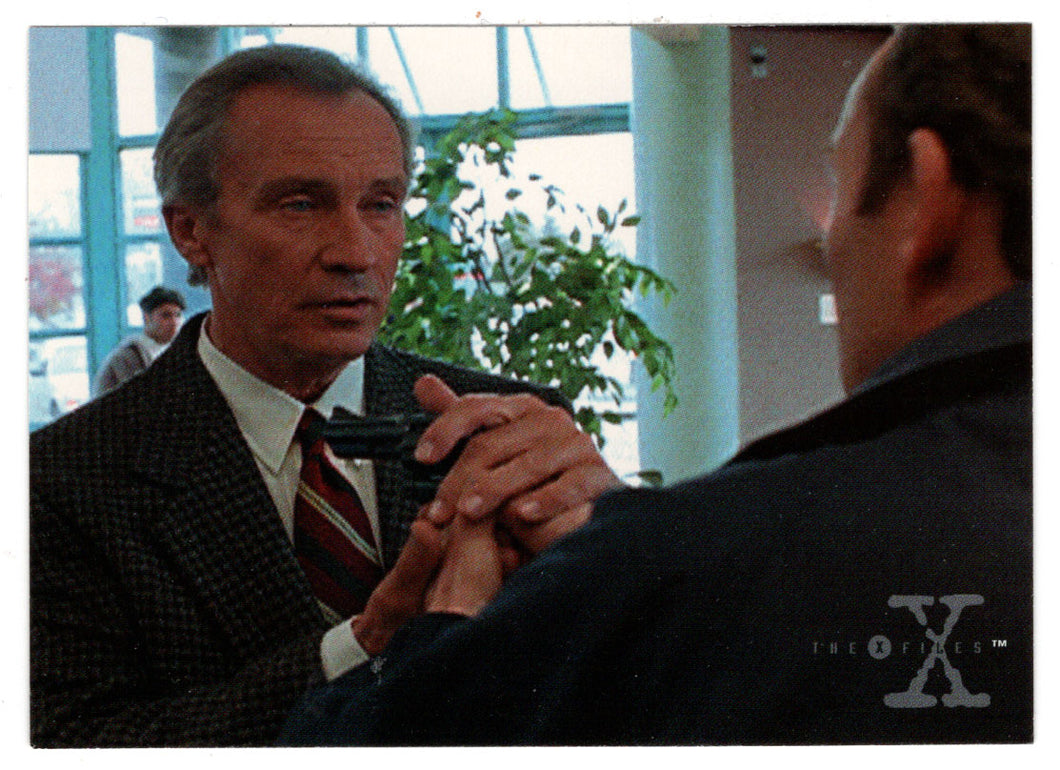 A Miraculous Individual (Trading Card) X-Files - Season Three - 1996 Topps # 71 - Mint