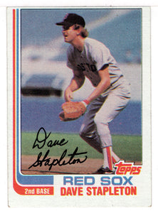 Dave Stapleton - Boston Red Sox (MLB Baseball Card) 1982 Topps # 589 NM/MT