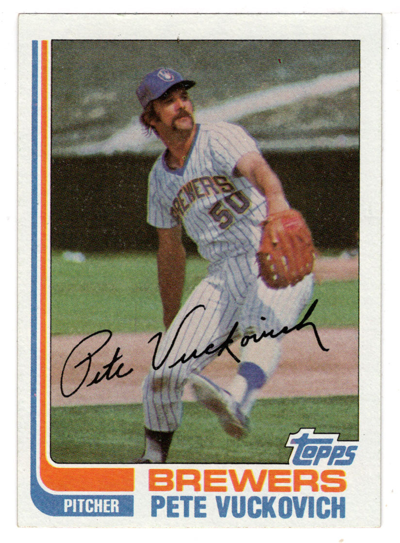 Pete Vuckovich - Milwaukee Brewers (MLB Baseball Card) 1982 Topps # 643 NM/MT