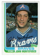 John Montefusco - Atlanta Braves (MLB Baseball Card) 1982 Topps # 697 NM/MT