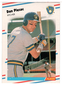 Dan Plesac - Milwaukee Brewers (MLB Baseball Card) 1988 Fleer # 171 Mint