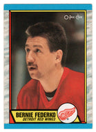 Bernie Federko - Detroit Red Wings (NHL Hockey Card) 1989-90 O-Pee-Chee # 107 Mint