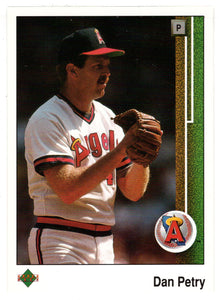 Dan Petry - California Angels (MLB Baseball Card) 1989 Upper Deck # 552 Mint