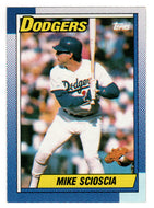 Mike Scioscia - Los Angeles Dodgers (MLB Baseball Card) 1990 Topps # 605 Mint