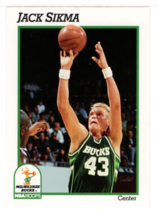 Jack Sikma - Milwaukee Bucks (NBA Basketball Card) 1991-92 Hoops # 122 Mint