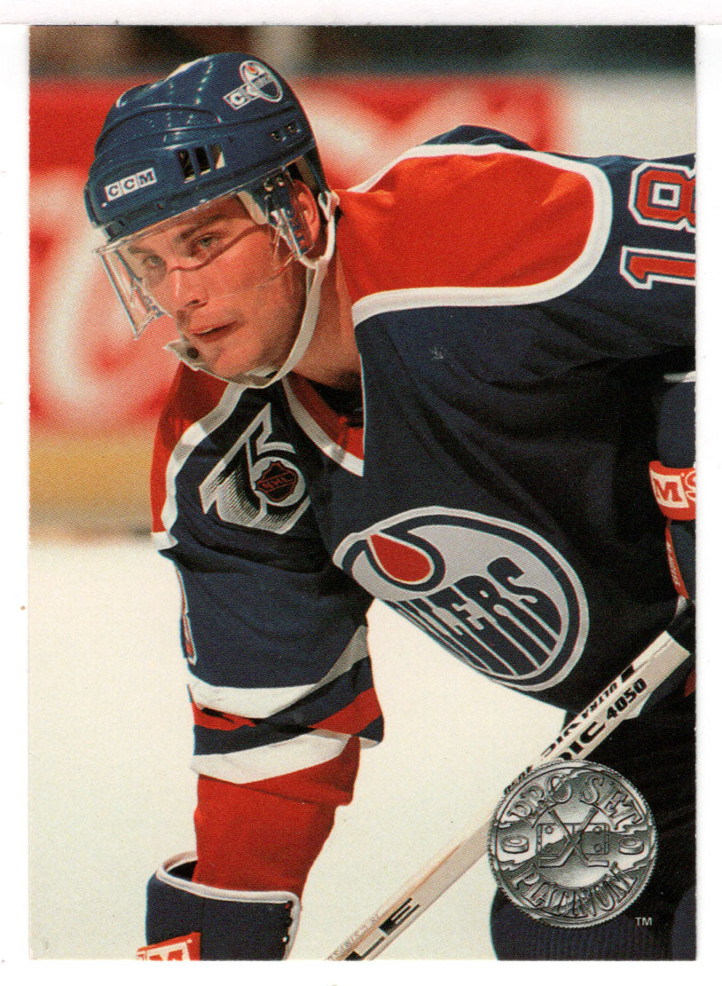 Craig Simpson - Edmonton Oilers (NHL Hockey Card) 1991-92 Pro Set Platinum # 40 Mint