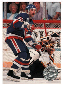 Ray Ferraro - New York Islanders (NHL Hockey Card) 1991-92 Pro Set Platinum # 76 Mint