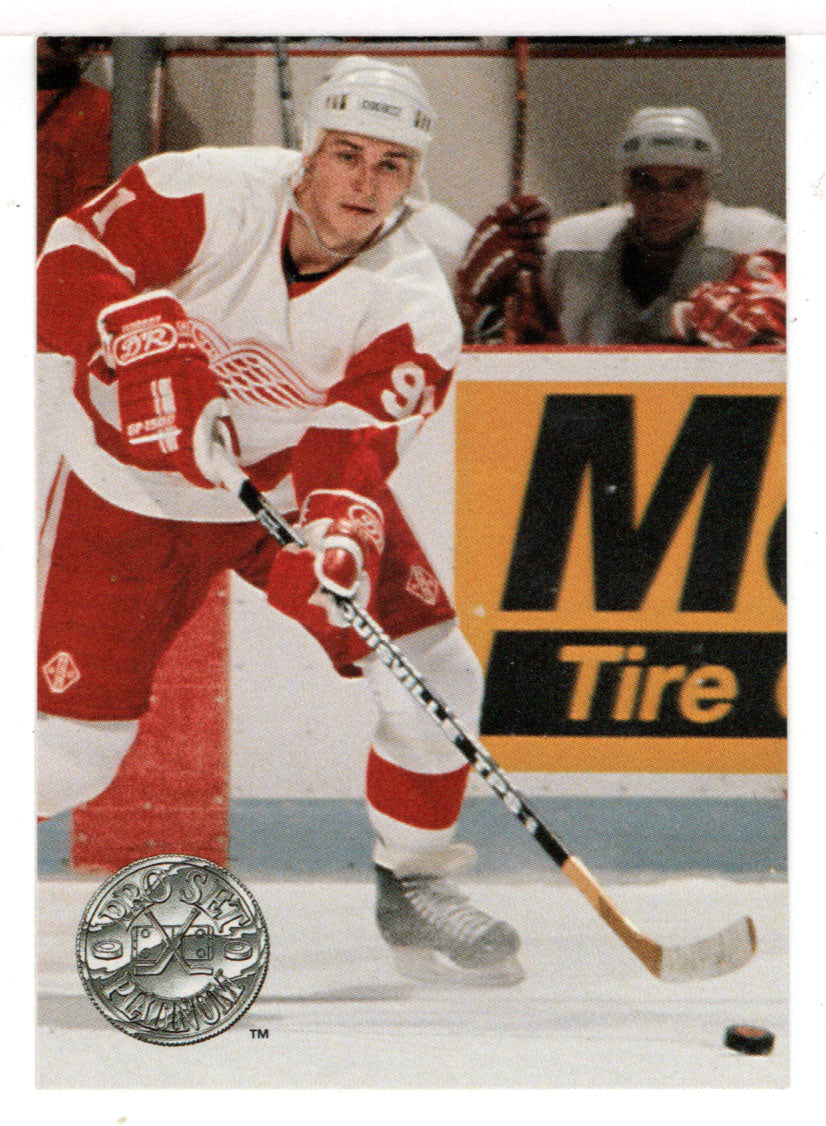 Sergei Fedorov - Detroit Red Wings (NHL Hockey Card) 1991-92 Pro Set Platinum Collectibles # PC 7 Mint