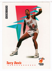 Terry Davis - Miami Heat (NBA Basketball Card) 1991-92 Skybox # 146 Mint