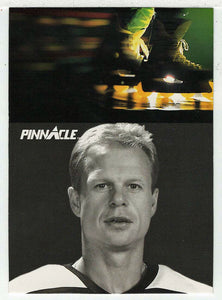 Mark Howe - Philadelphia Flyers - Pro Sideline (NHL Hockey Card) 1991-92 Pinnacle # 418 Mint