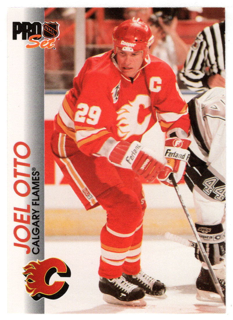 Joel Otto - Calgary Flames (NHL Hockey Card) 1992-93 Pro Set # 28 Mint