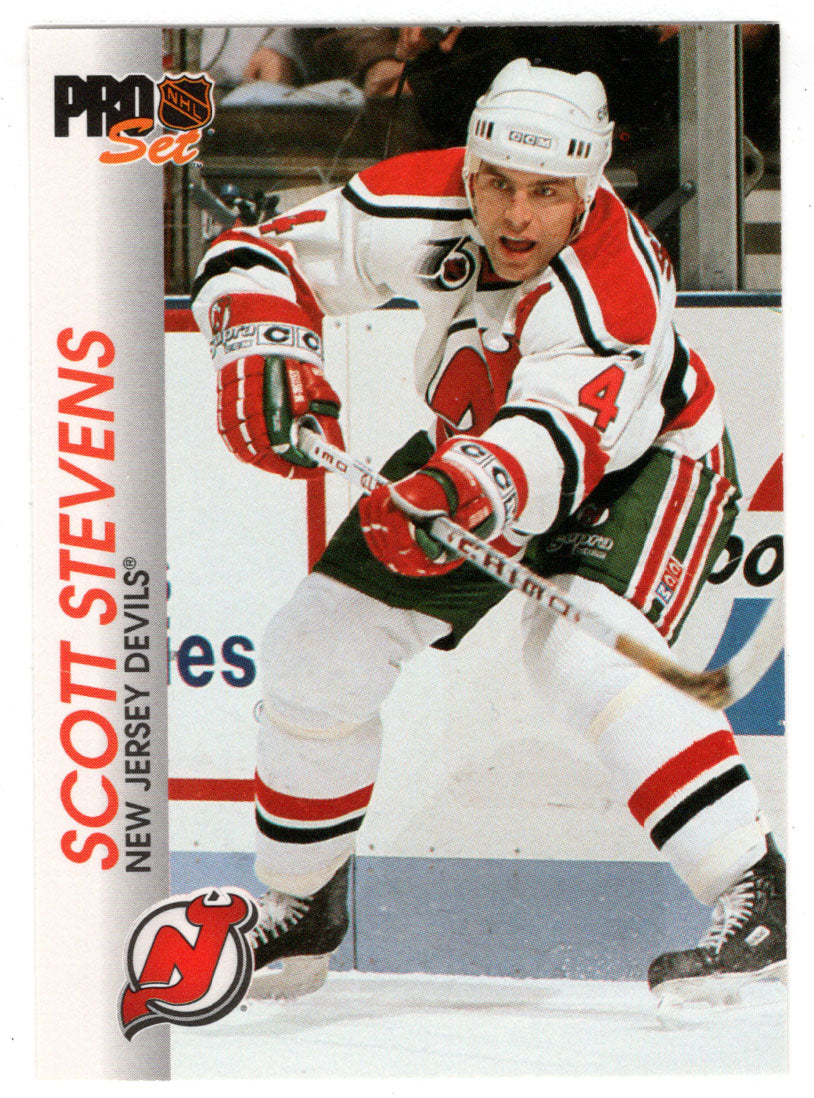 Scott Stevens - New Jersey Devils (NHL Hockey Card) 1992-93 Pro Set # 95 Mint