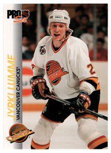 Jyrki Lumme - Vancouver Canucks (NHL Hockey Card) 1992-93 Pro Set # 196 Mint