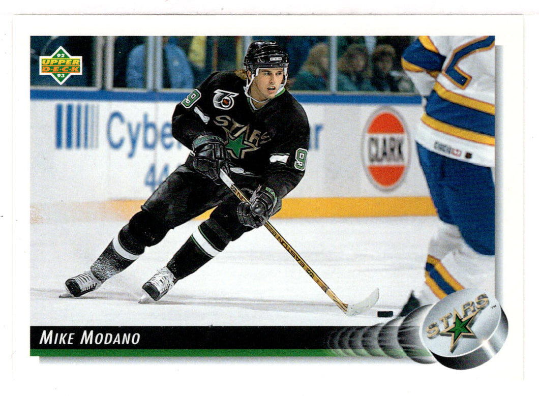 Mike Modano - Minnesota North Stars (NHL Hockey Card) 1992-93 Upper Deck # 305 Mint