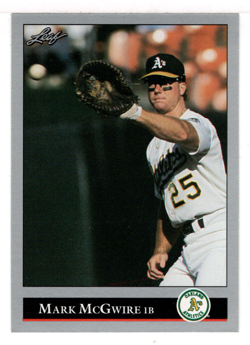 Mark McGwire - Oakland Athletics (MLB Baseball Card) 1992 Leaf
