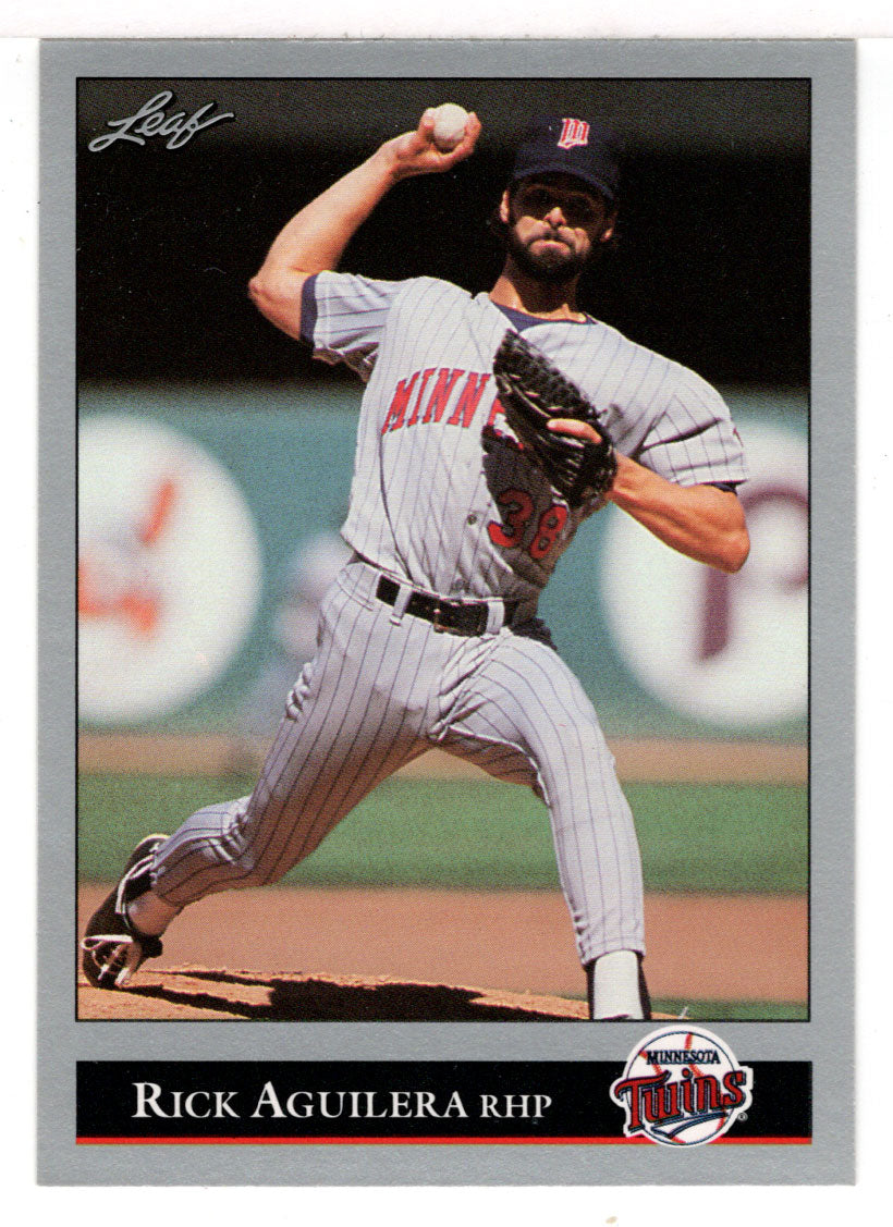 Rick Aguilera - Minnesota Twins (MLB Baseball Card) 1992 Leaf # 34 Mint