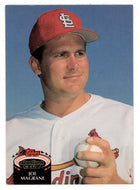 Joe Magrane - St. Louis Cardinals (MLB Baseball Card) 1992 Topps Stadium Club # 622 Mint