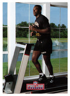 Pat Swilling - New Orleans Saints (NFL Football Card) 1992 Pro Line Profiles # 375 Mint