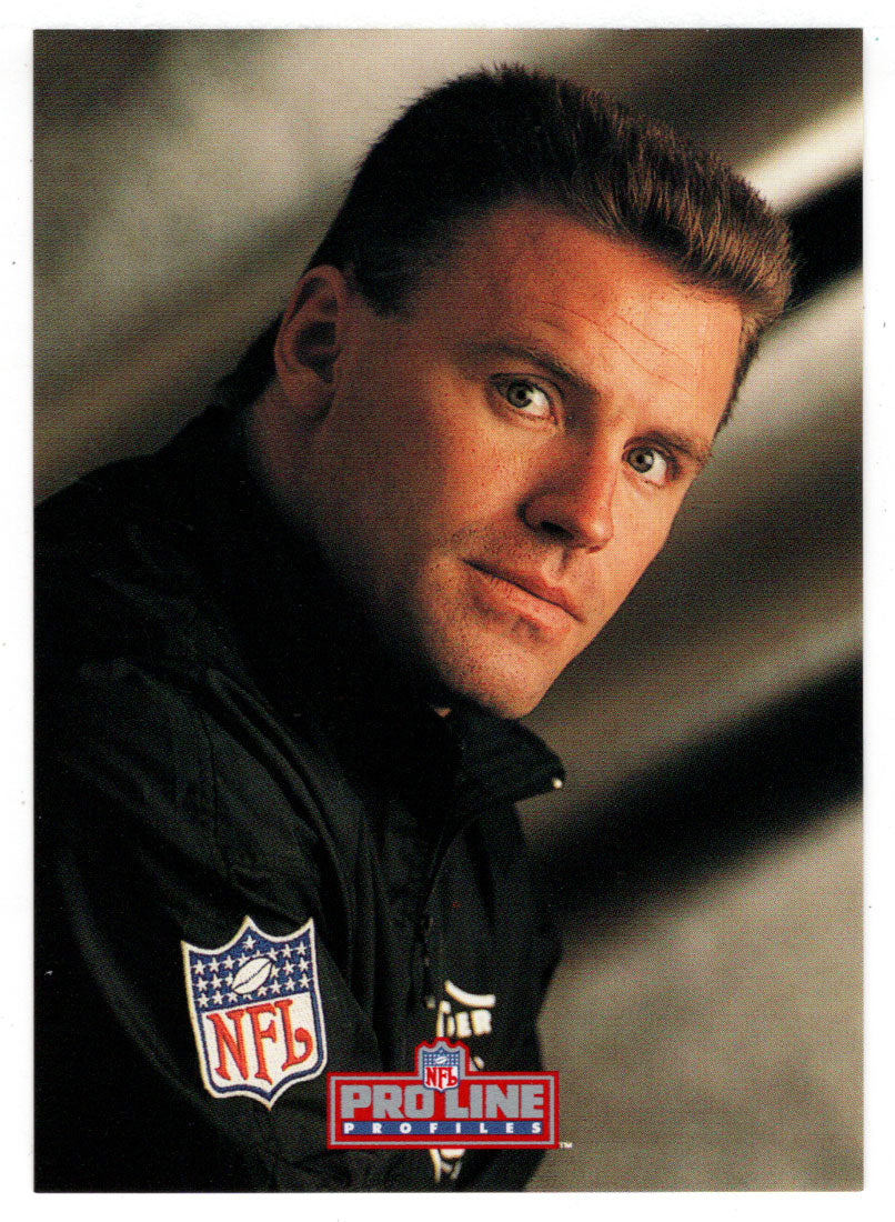 Howie Long - Los Angeles Raiders (NFL Football Card) 1992 Pro Line Profiles # 396 Mint