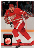 Nicklas Lidstrom - Detroit Red Wings (NHL Hockey Card) 1993-94 Donruss # 102 Mint