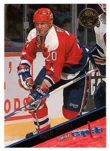 Michal Pivonka - Washington Capitals (NHL Hockey Card) 1993-94 Leaf # 178 Mint