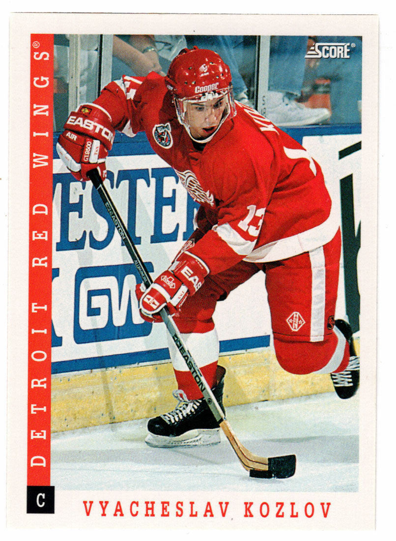 Slava Kozlov - Detroit Red Wings (NHL Hockey Card) 1993-94 Score # 421 Mint