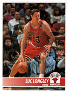 Luc Longley - Chicago Bulls (NBA Basketball Card) 1994-95 Hoops # 28 Mint