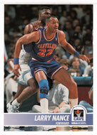 Larry Nance - Cleveland Cavaliers (NBA Basketball Card) 1994-95 Hoops # 36 Mint
