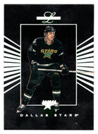 Derian Hatcher - Dallas Stars (NHL Hockey Card) 1994-95 Leaf Limited # 25 Mint