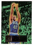 Donyell Marshall RC - Milwaukee Bucks (NBA Basketball Card) 1994-95 SkyBox Premium # 257 Mint