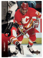 Ronnie Stern - Calgary Flames (NHL Hockey Card) 1994-95 Upper Deck # 27 Mint