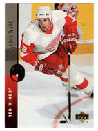 Aaron Ward - Detroit Red Wings (NHL Hockey Card) 1994-95 Upper Deck # 153 Mint