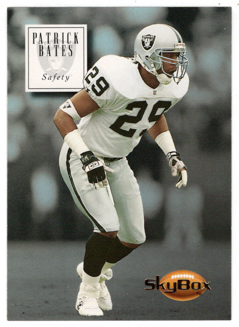 Patrick Bates - Los Angeles Raiders (NFL Football Card) 1994 Skybox Premium # 82 Mint