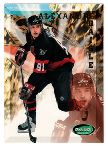 Alexandre Daigle - Ottawa Senators (NHL Hockey Card) 1995-96 Parkhurst International # 150 Mint