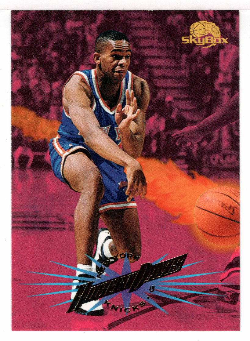 Hubert Davis - New York Knicks (NBA Basketball Card) 1995-96 SkyBox Premium # 187 Mint