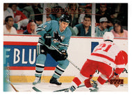 Sergei Makarov - San Jose Sharks (NHL Hockey Card) 1995-96 Upper Deck # 24 Mint