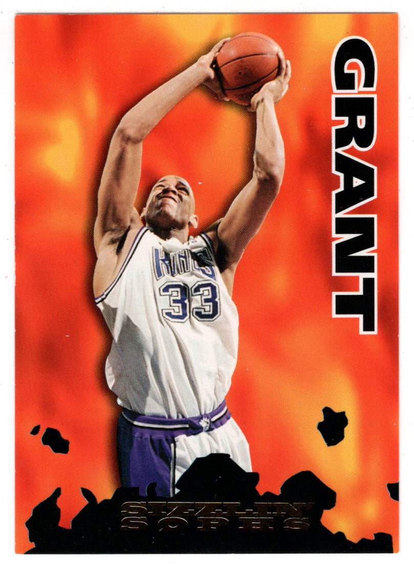 Brian Grant - Sacramento Kings - Sizzlin'Sophs (NBA Basketball Card) 1995-96 Hoops # 198 Mint