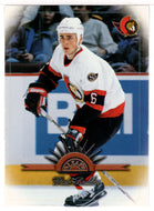 Wade Redden - Ottawa Senators (NHL Hockey Card) 1997-98 Leaf # 113 Mint