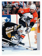 John LeClair - Philadelphia Flyers (NHL Hockey Card) 1997-98 Pinnacle # 57 Mint