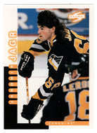 Jaromir Jagr - Pittsburgh Penguins (NHL Hockey Card) 1997-98 Score # 82 Mint