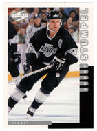 Jozef Stumpel - Los Angeles Kings (NHL Hockey Card) 1997-98 Score # 122 Mint