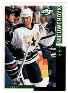 Joe Nieuwendyk - Dallas Stars (NHL Hockey Card) 1997-98 Score # 135 Mint
