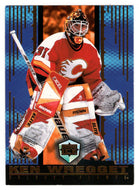 Ken Wregget - Calgary Flames (NHL Hockey Card) 1998-99 Pacific Dynagon Ice # 29 Mint