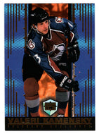 Valeri Kamensky - Colorado Avalanche (NHL Hockey Card) 1998-99 Pacific Dynagon Ice # 49 Mint